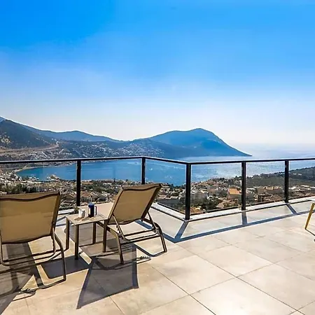 Sleeps 8 With Pool And Air Con *