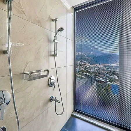 Sleeps 8 With Pool And Air Con Βίλα Καλκάν